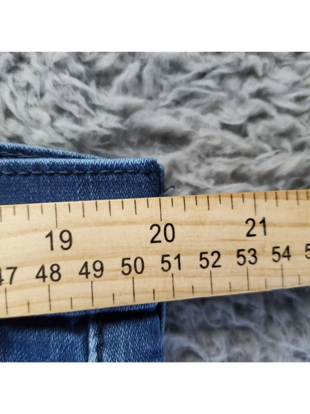 Levis Jeans Mens 40x32 Blue 541 Athletic Fit Mid Rise Stretch Denim *Read*